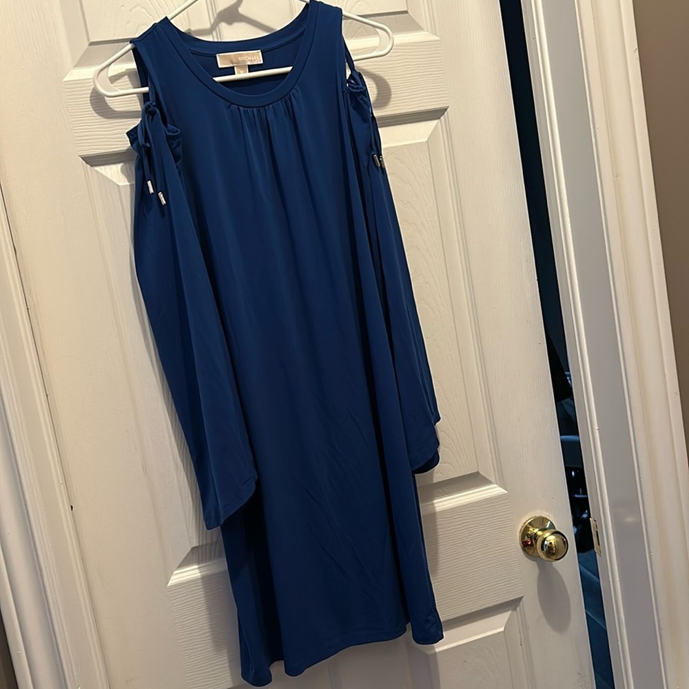 MICHAEL Michael Kors cold shoulder dress blue with silver accents size M